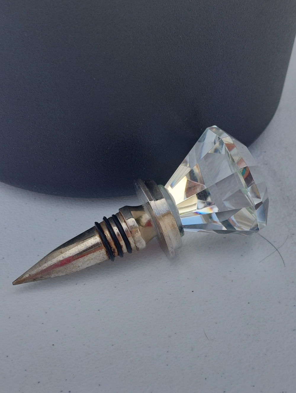 Crystal Diamond Bottle Stopper - Clear and Silver